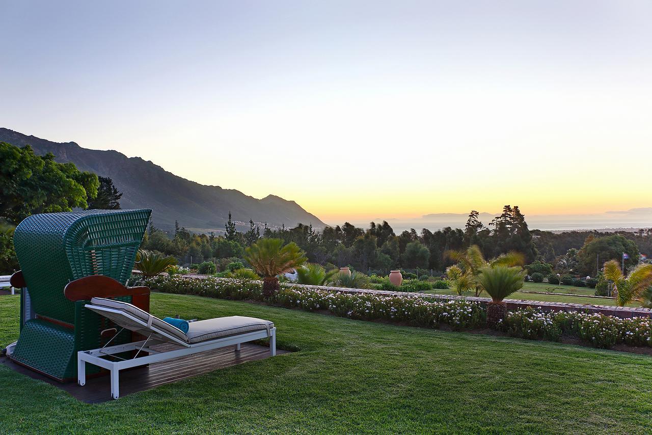Apricot Gardens Guesthouse Gordonʼs Bay Exterior foto